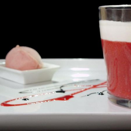 Hotel Restaurant Tivoli - Basel Airport Huningue Eksteriør bilde