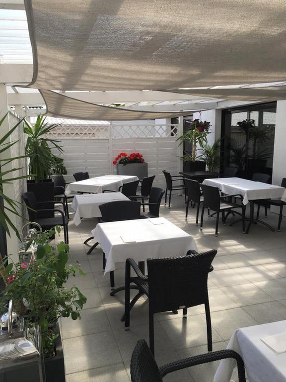 Hotel Restaurant Tivoli - Basel Airport Huningue Eksteriør bilde