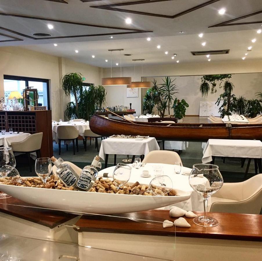 Hotel Restaurant Tivoli - Basel Airport Huningue Eksteriør bilde